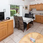 Neptun 10, 3 *